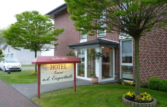Hotel Garni an der Eissporthalle - Image 1