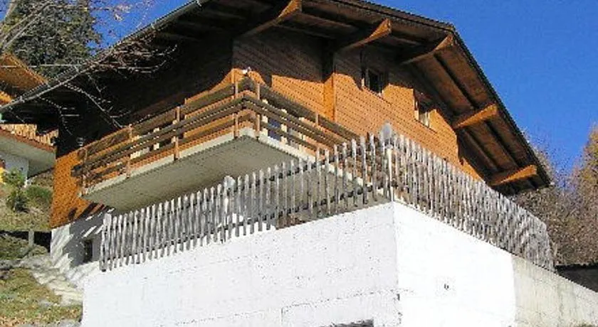 Chalet Brune-Haute - Image 1