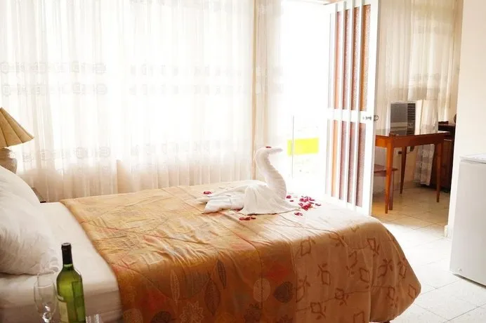Hotel Luz de Luna - Image 1