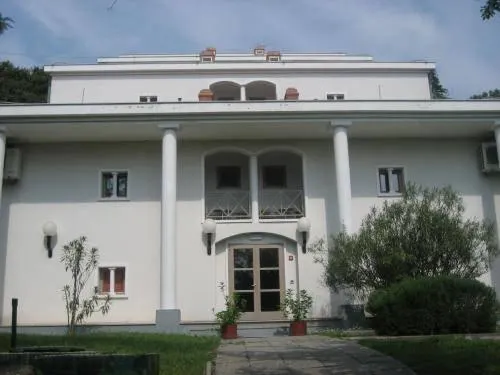 Hotel Delfin Omisalj - Image 1