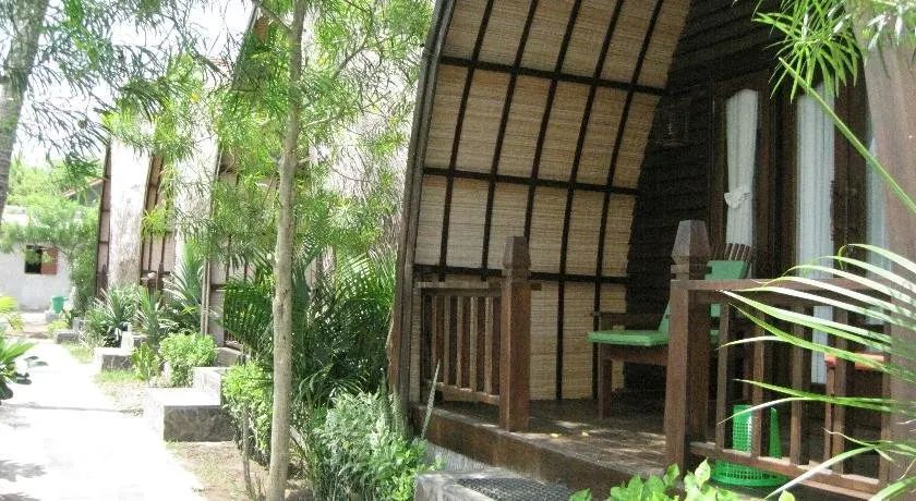 Trawangan Cottage 2 - Image 1