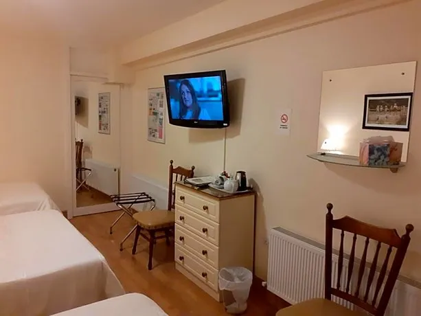 Athlumney Manor B&B - Image 1