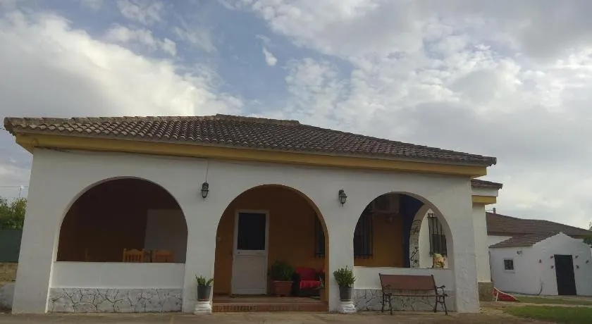 Fig Tree Cottage - Image 1