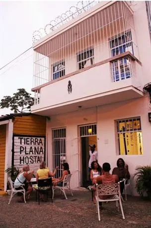 Cool Hostal - Image 1