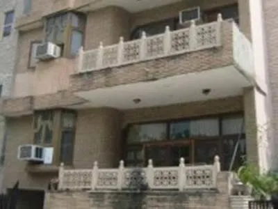 Blue Sapphire Hostel I - Image 1