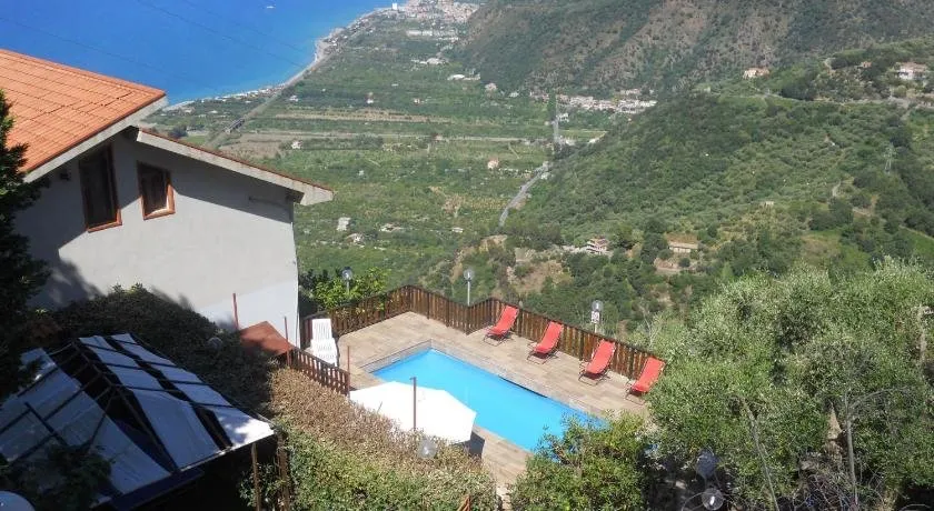 Villa Rosi - Image 1