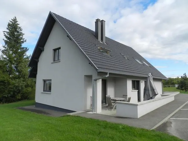 Oscar's Home - Image 1
