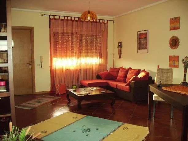 B&B Sikania - Image 1