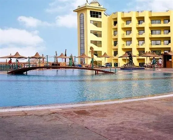 Premium Grand Horizon Resort - Image 1