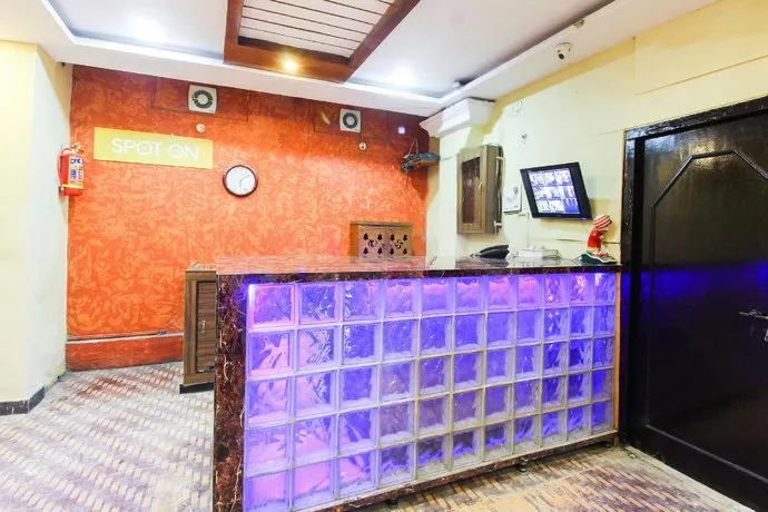 Hotel Midland Lodge by OYO Rooms - Image 1