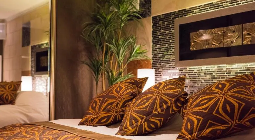 Hotel Cue Sela - Image 1