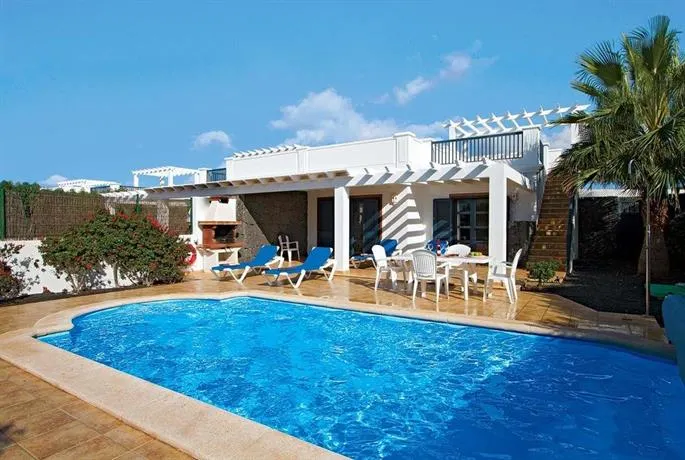 Arc Playa Blanca - Image 1