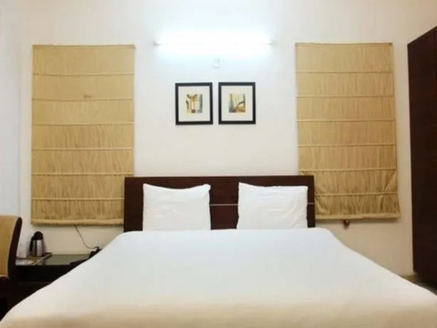 Hill View Guest Houses-Hi Tech City - Image 1