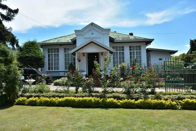Princess Bungalows - Image 1