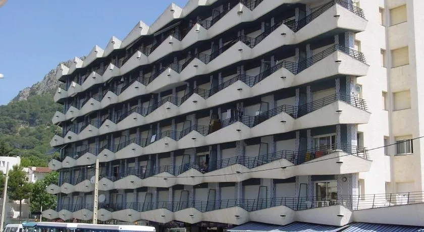 Apartamentos en Rocamaura - Image 1
