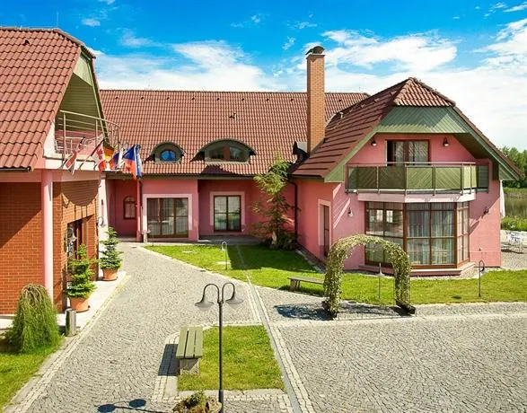 Frankuv Dvur - Image 1