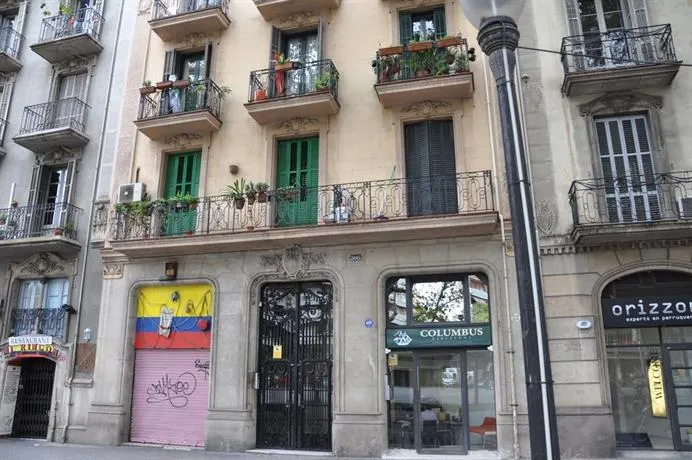 Lovely And Chic Apt Next To Sagrada Familia - Image 1