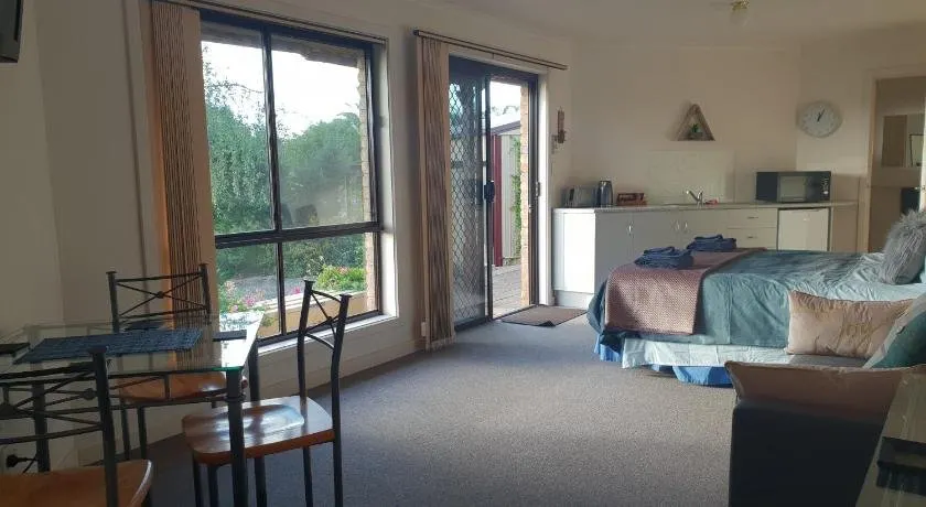 Barossa Valley Studio - Image 1