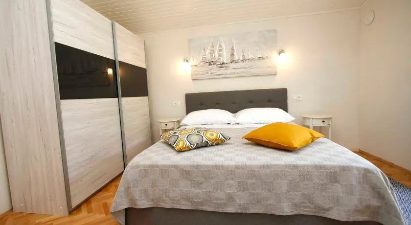 Apartment Ana Bratus - Image 1