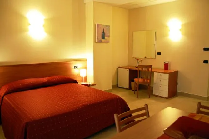 Hotel Residence 4 Passi - Image 1