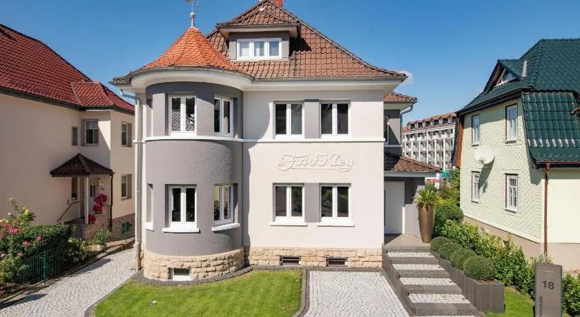 Villa P18 - Image 1