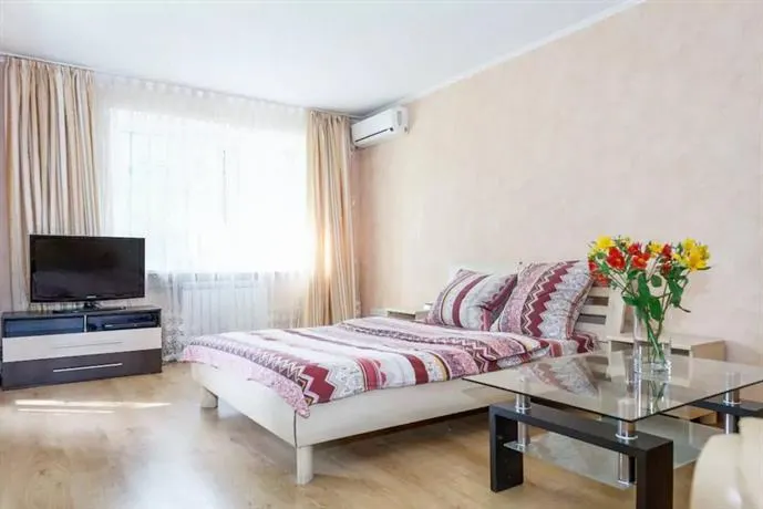 Apartment in Zaporozhye. Antica - Image 1