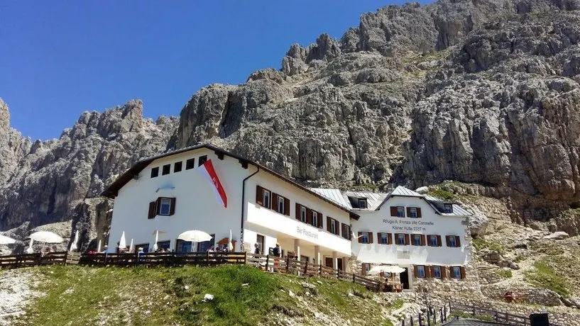Rifugio Fronza alle Coronelle - Image 1