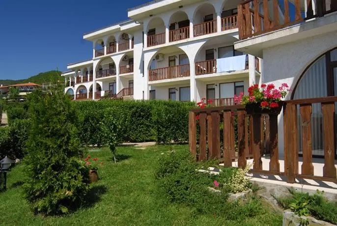 Sea Breeze Sveti Vlas - Image 1