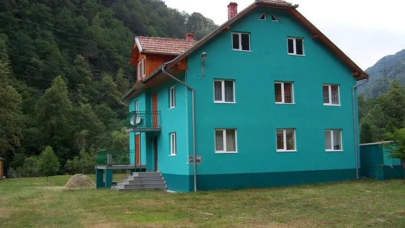 Casa Verde - Image 1