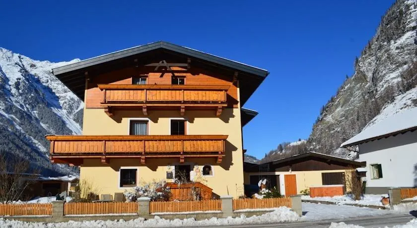 Haus Gstrein - Image 1