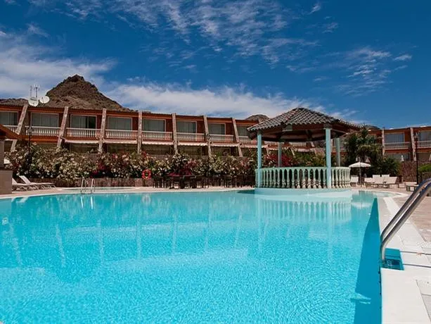 Tauro Resort - Image 1