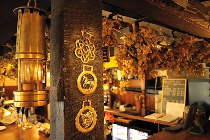 The Anchor Inn - Image 1
