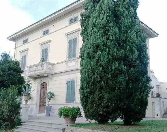 Villa La Guardia - Image 1