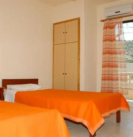 Semeli Apartments - Image 1