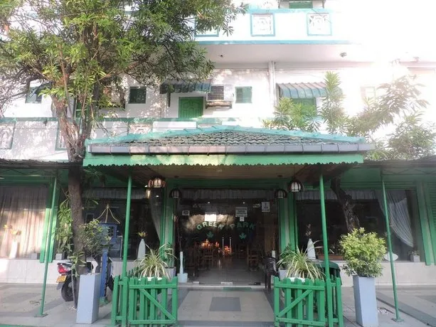 Green Park Beach Hotel - Image 1