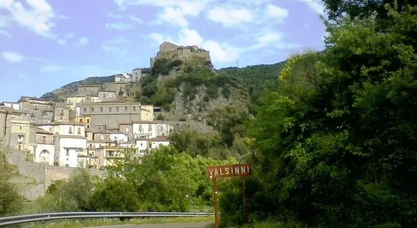 La Mia Casa Sulla Collina - Image 1