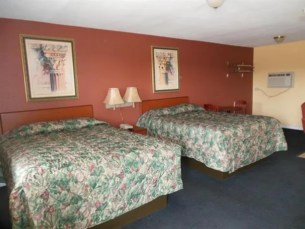 Budget Motor Inn - Image 1