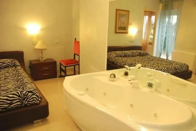 Hotel Veliero Residence - Image 1