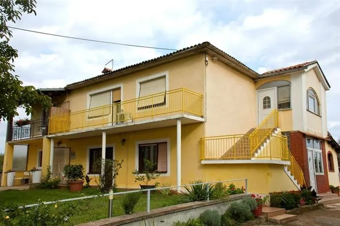 Haus Mima - Image 1