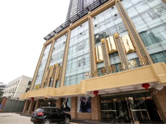 Maple Hotel - Image 1