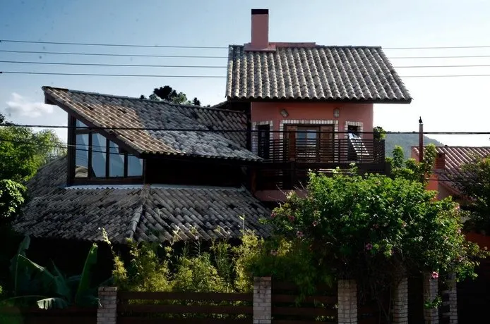 Floripa Guest House - Image 1