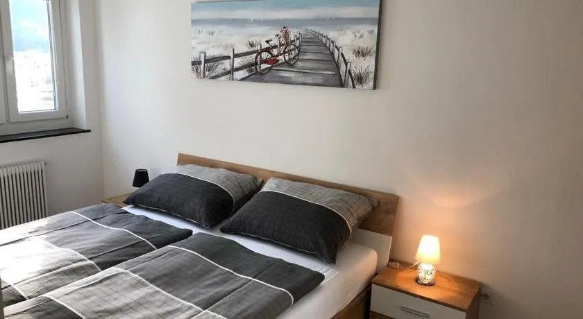 Apartment 4 - Image 1