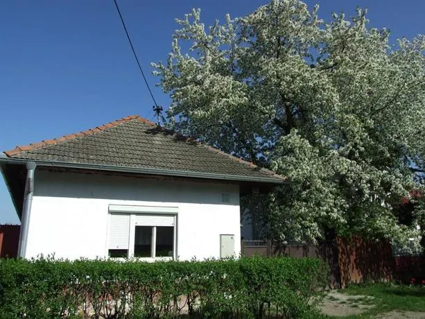 Country House Pod Ceresnou - Image 1