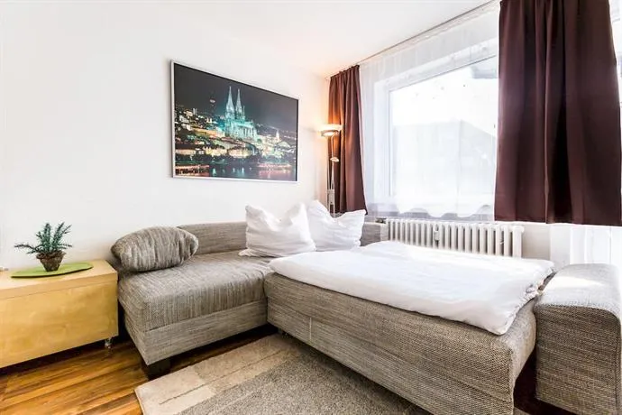 Star Apartments Cologne - Ankerstrasse - Image 1