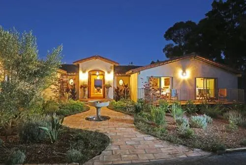 Point Of View Holiday Home - Image 1
