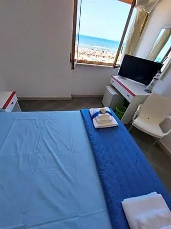 Albergo Lido Diomedee - Image 1