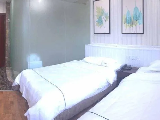 Gaoqi Holiday Hotel (Chongqing Daping Hospital Metro Station) - Image 1