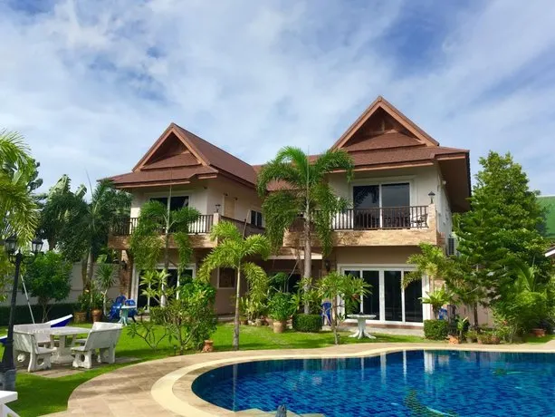 Baan Sunset Resort - Image 1