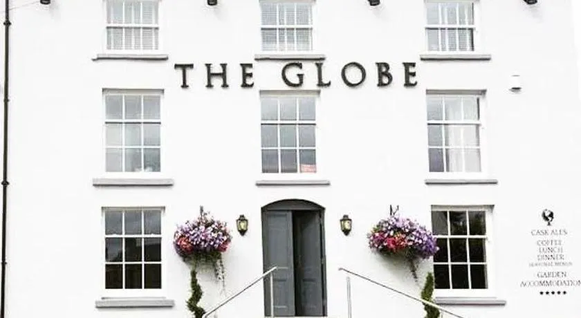 The Globe Inn Alvington - Image 1