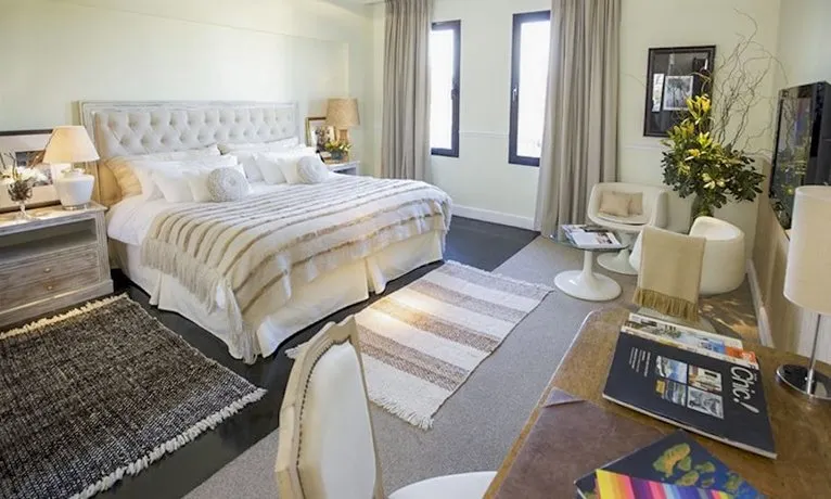 Polo Suites - Image 1